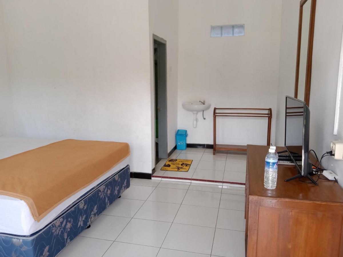 Hotel Tentrem Syariah Проболінґо Екстер'єр фото